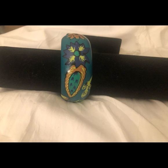 8 inch handmade wooden painted bangle - Picture 4 of 6